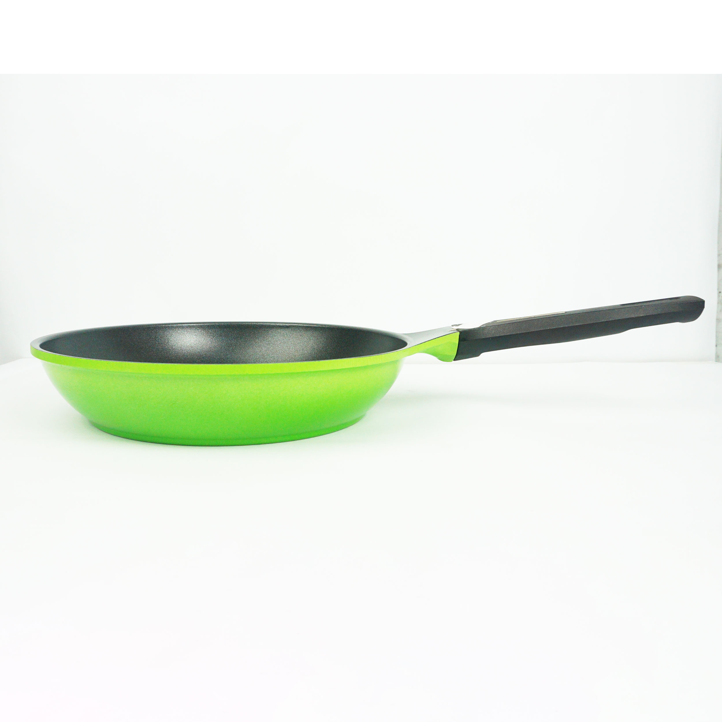 Chảo chống dính đáy từ 28cm Kitchenflower NY1857